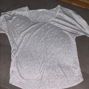 Heather Gray Maurices hi-lo top with silver Sz L